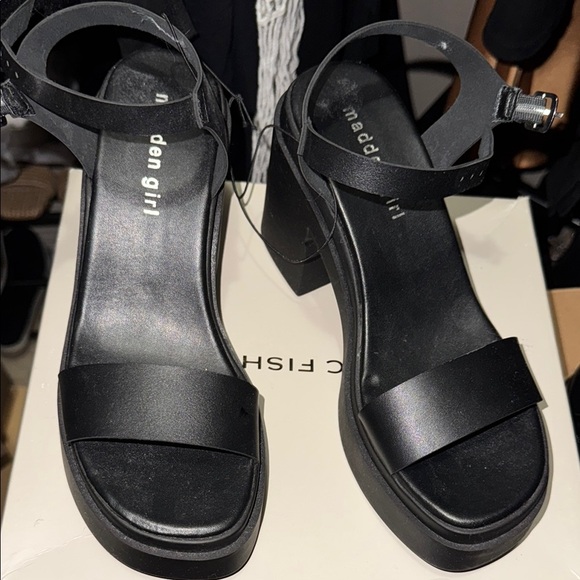 Madden Girl Black Heeled Sandals - Picture 1 of 2